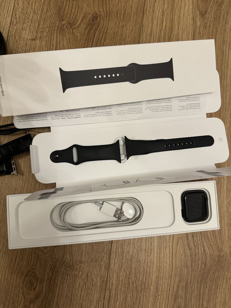 Apple watch SE gps + cellular 44mm