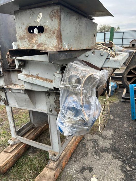 станок окоровочний дебаркер окоровувач для бревен и обзела окорователь