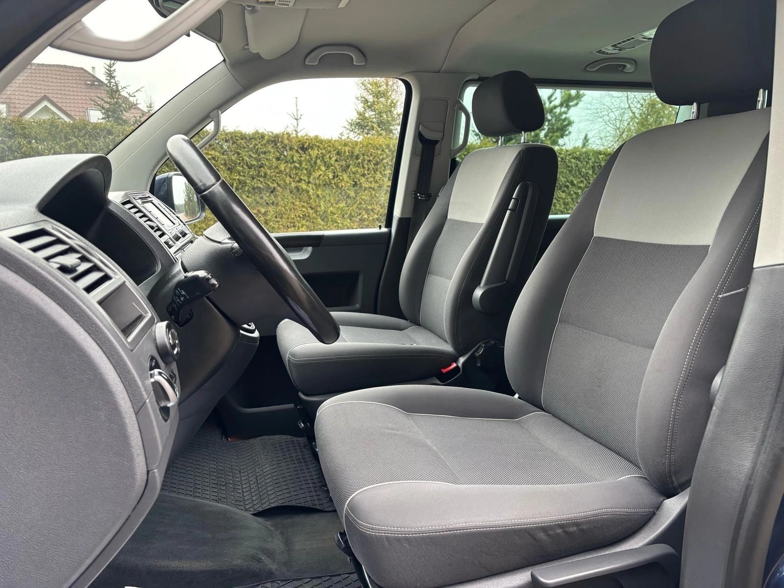 Volkswagen Multivan 2012