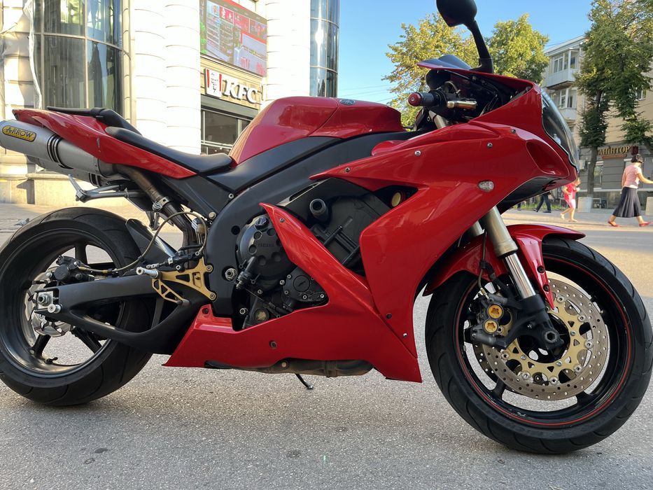 Yamaha YZF-R1  в хорошем состоянии