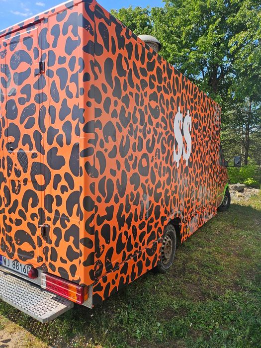 Do wynajęcia foodtruck