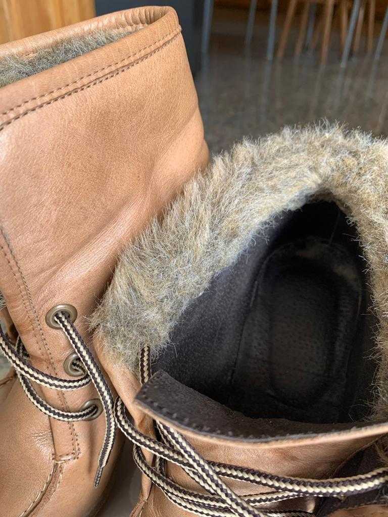 Botins Camel com Pêlo