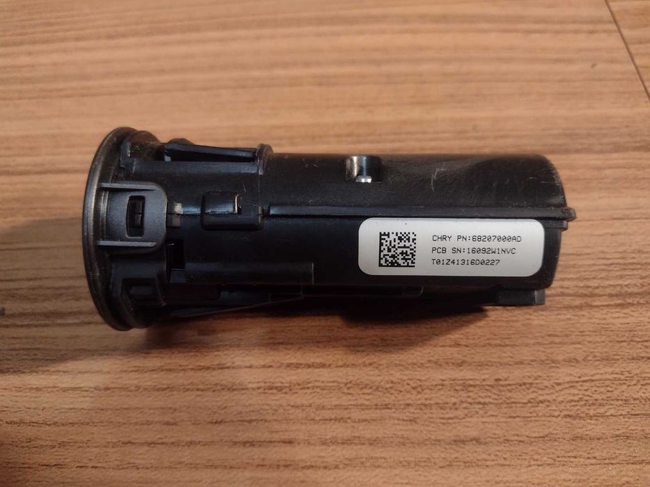 Dodge Journey Freemont 11- start stop stacyjka przycisk start/stop