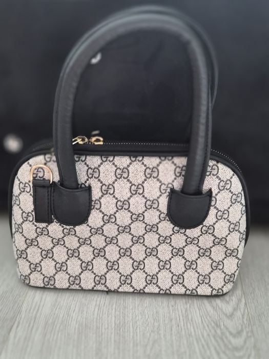 Gucci mala torebka elegancka