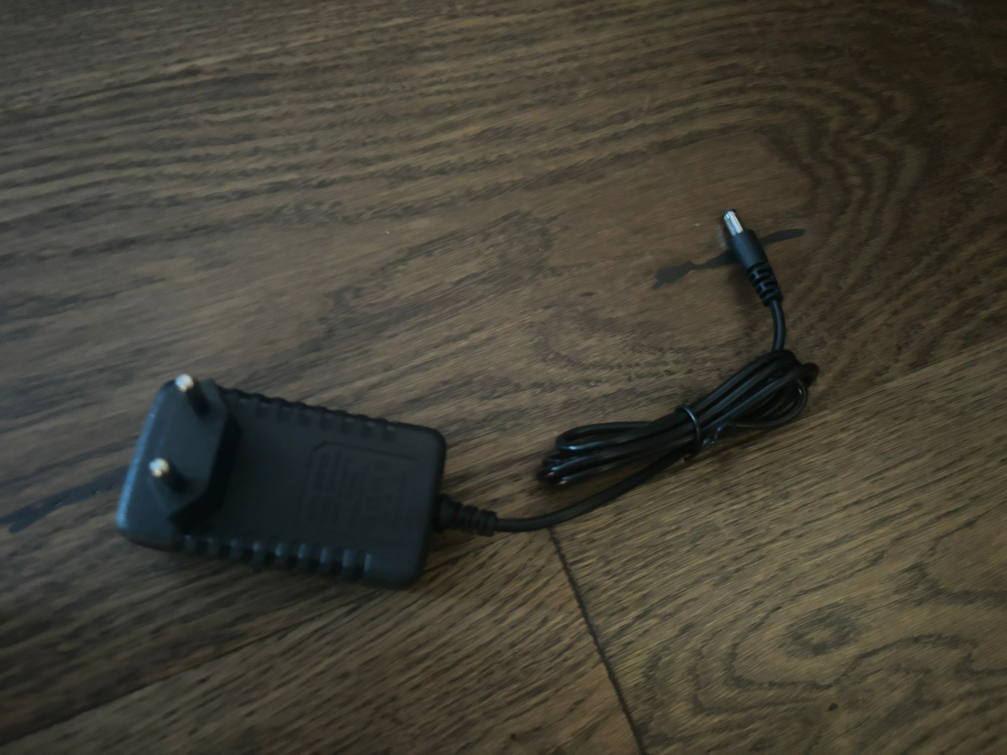 Nowa pompka elektryczna materaca piłka basen 12V 230