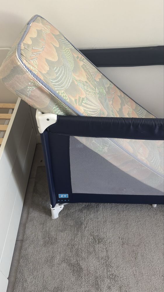 Cama de viagem zippy e colchão