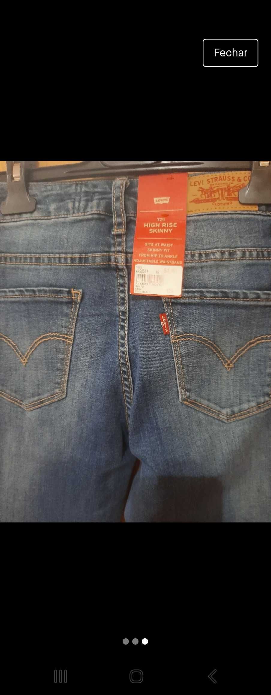 Levis novas com etiqueta