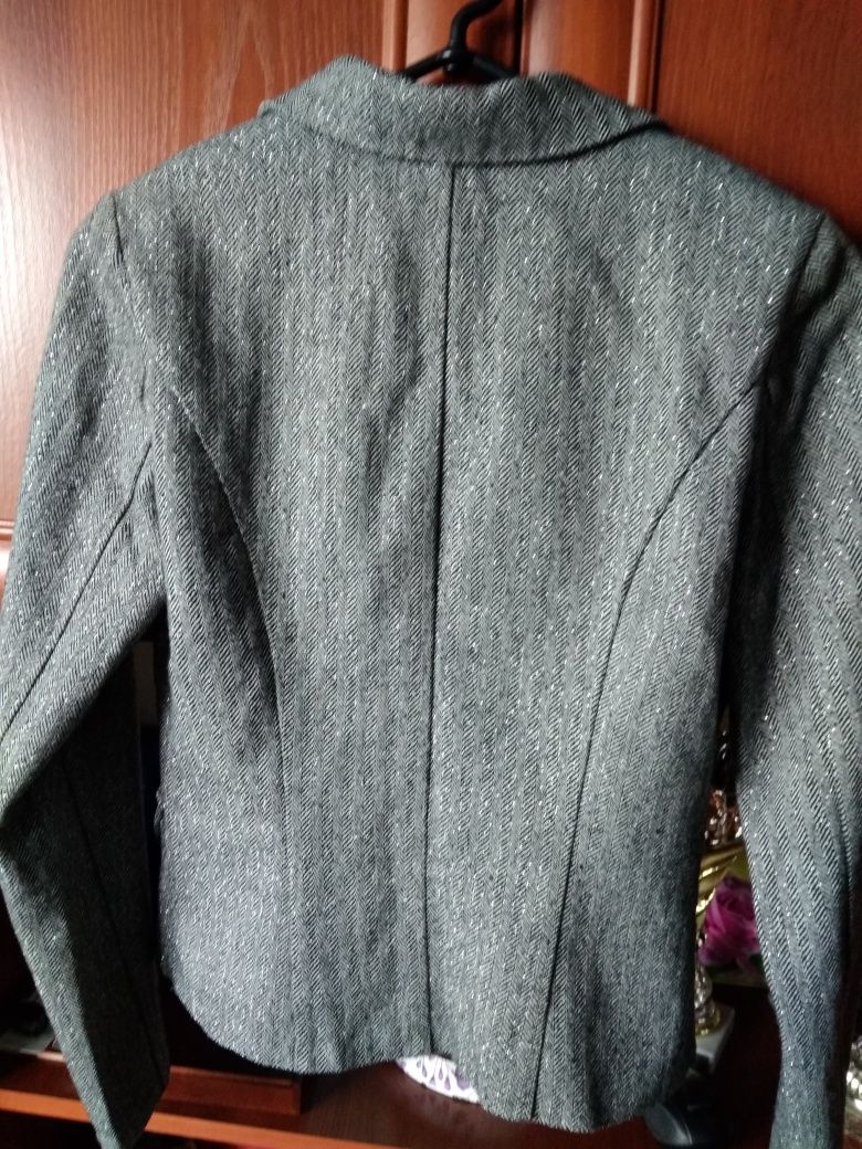Пиджак женский серый серебристый