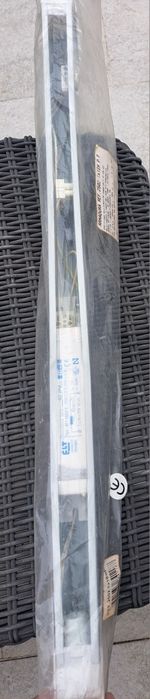 Estruturas com lâmpadas fluorescentes