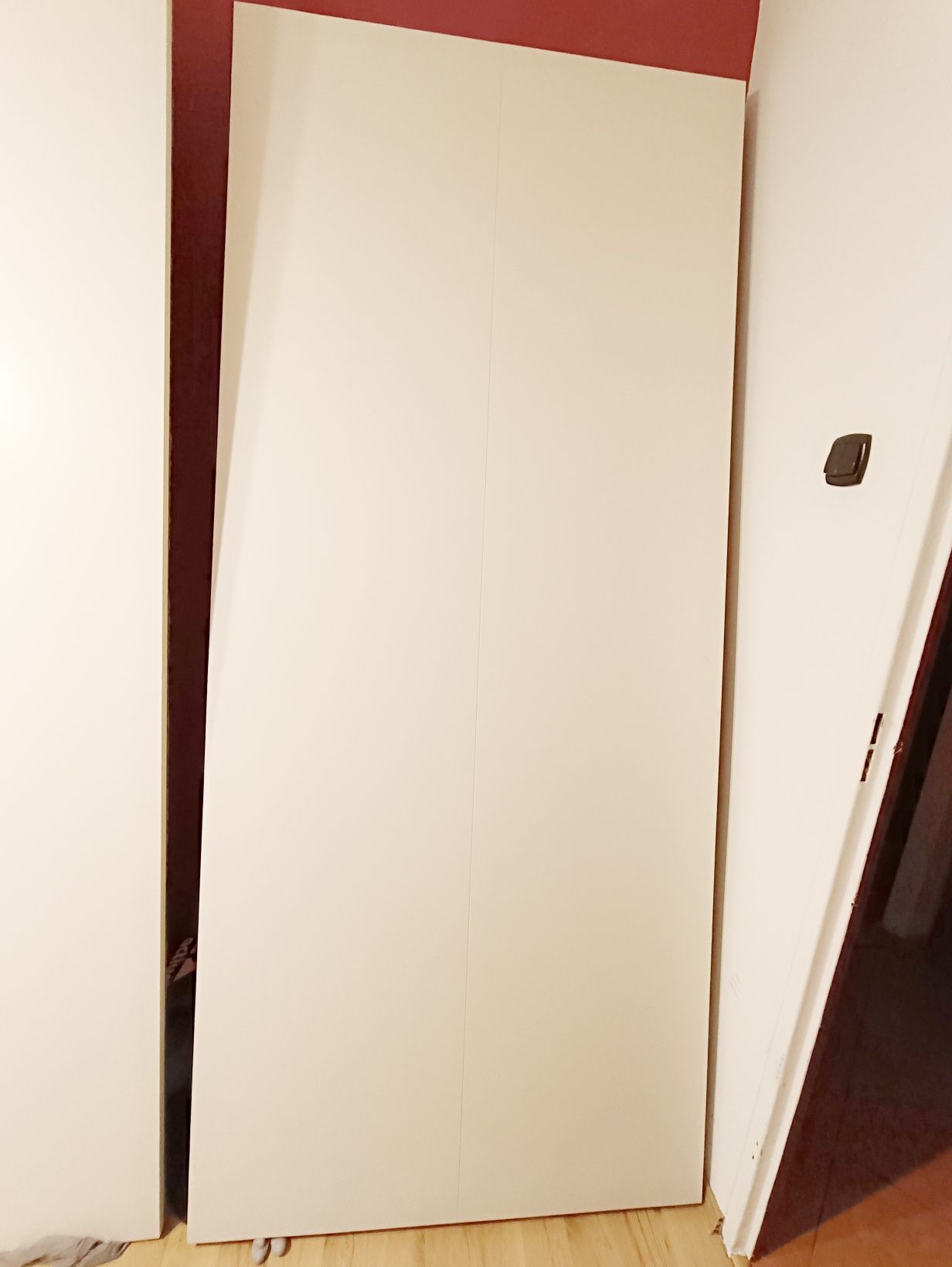 Drzwi przesuwne do szafy białe w idealnym stanie