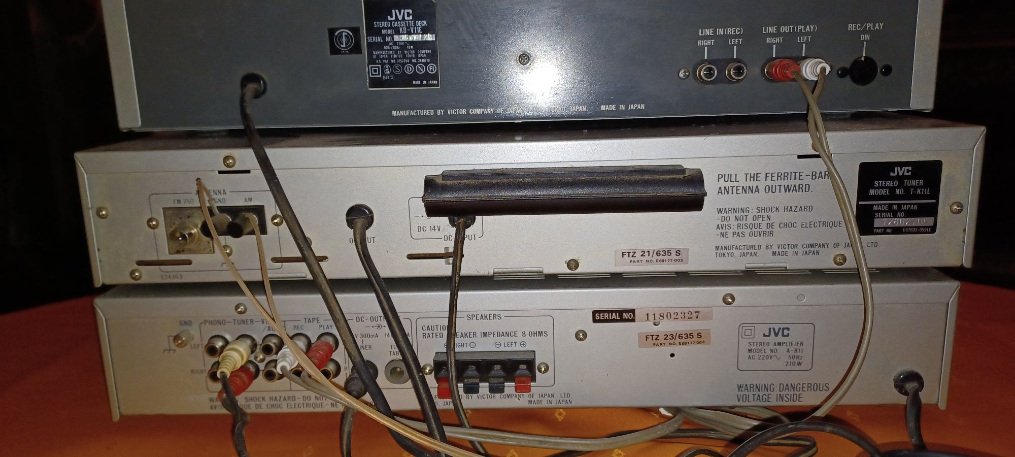 Wieza JVC z lat 80