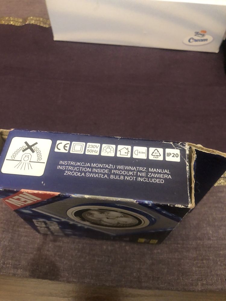 Oprawa stropowa led z światłom niebieskim 50W.