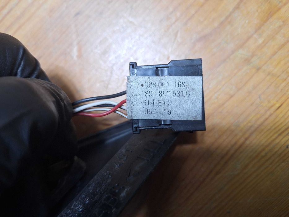Audi A4 B5 Lift lusterka elektryczne L+P str. 5 PIN
