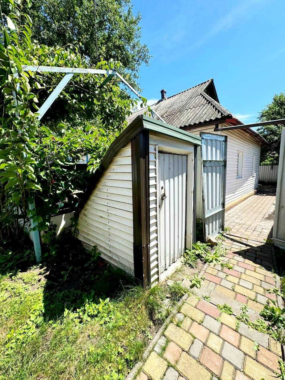 Продаж Будинку 86 кв.м на 20 сотках біля РІЧКИ в Гостролуччя