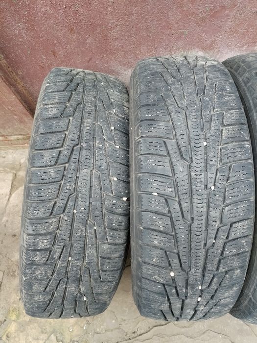 Продам резину Nokian Nordman RS2  185/65 R15