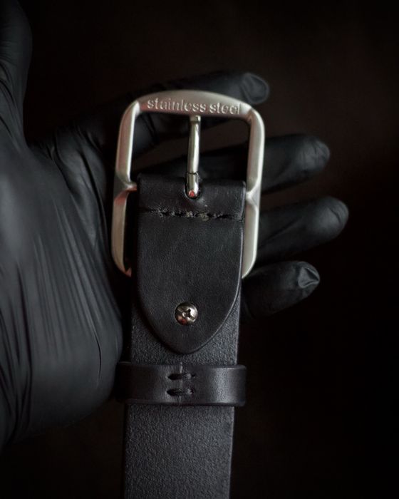 Стильний та елегантний шкіряний чоловічий ремінь ручноі роботи 40 мм