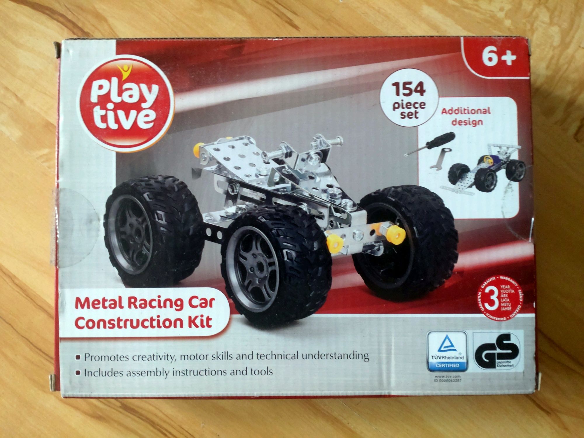 Play tive maletal racing car construction kit