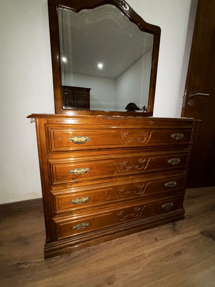 Quarto em madeira