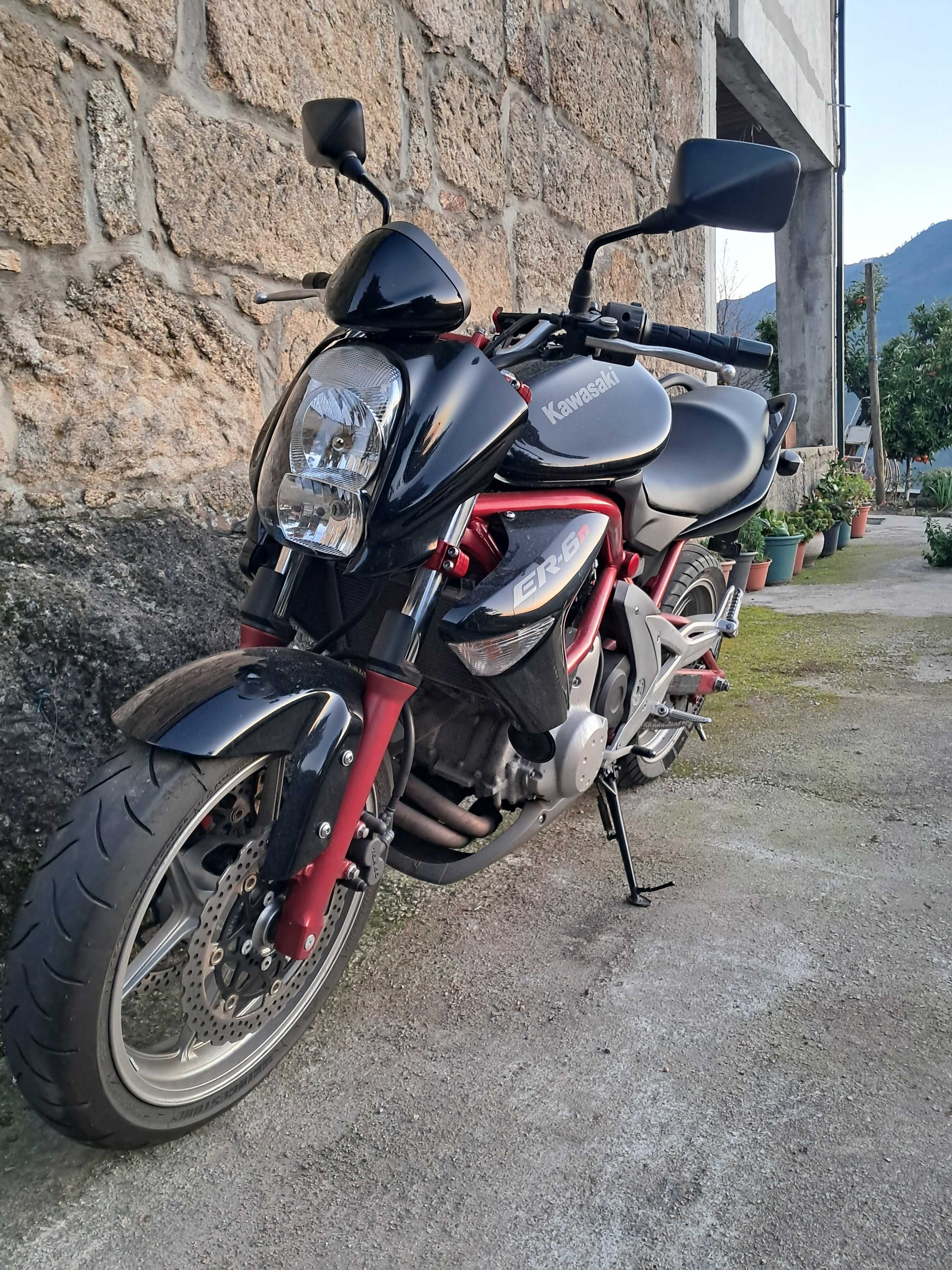 Kawasaki ER-6N 2008 | 650cc | 39.000km | Excelente estado
