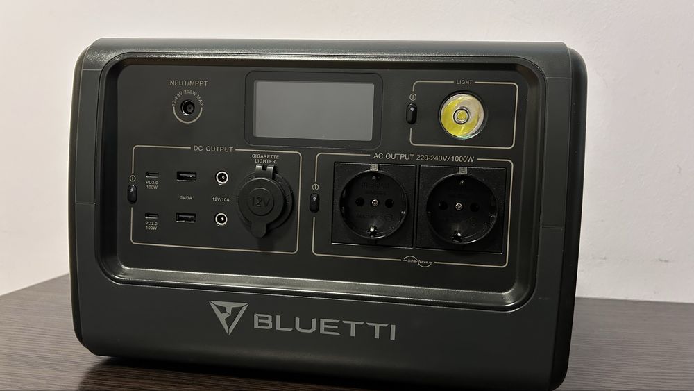 Зарядна станція Bluetti PowerOak EB70, 1000 Вт, 716 Вт*год