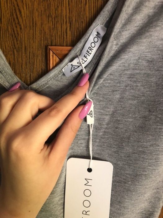 Nowa szara bluzka koszulka z wiązaniem na dekolcie Selfieroom M