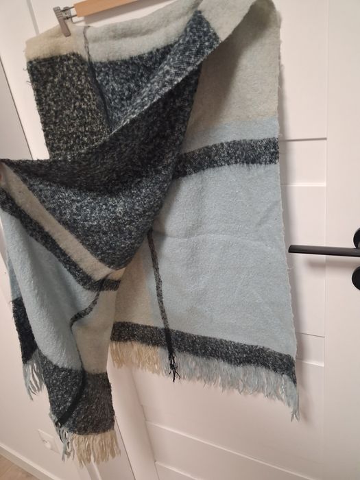 Szal damski ciepły długi