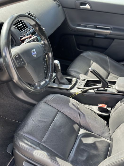 Volvo v50 R desing 1.6 de 125 cv 2012 nacional