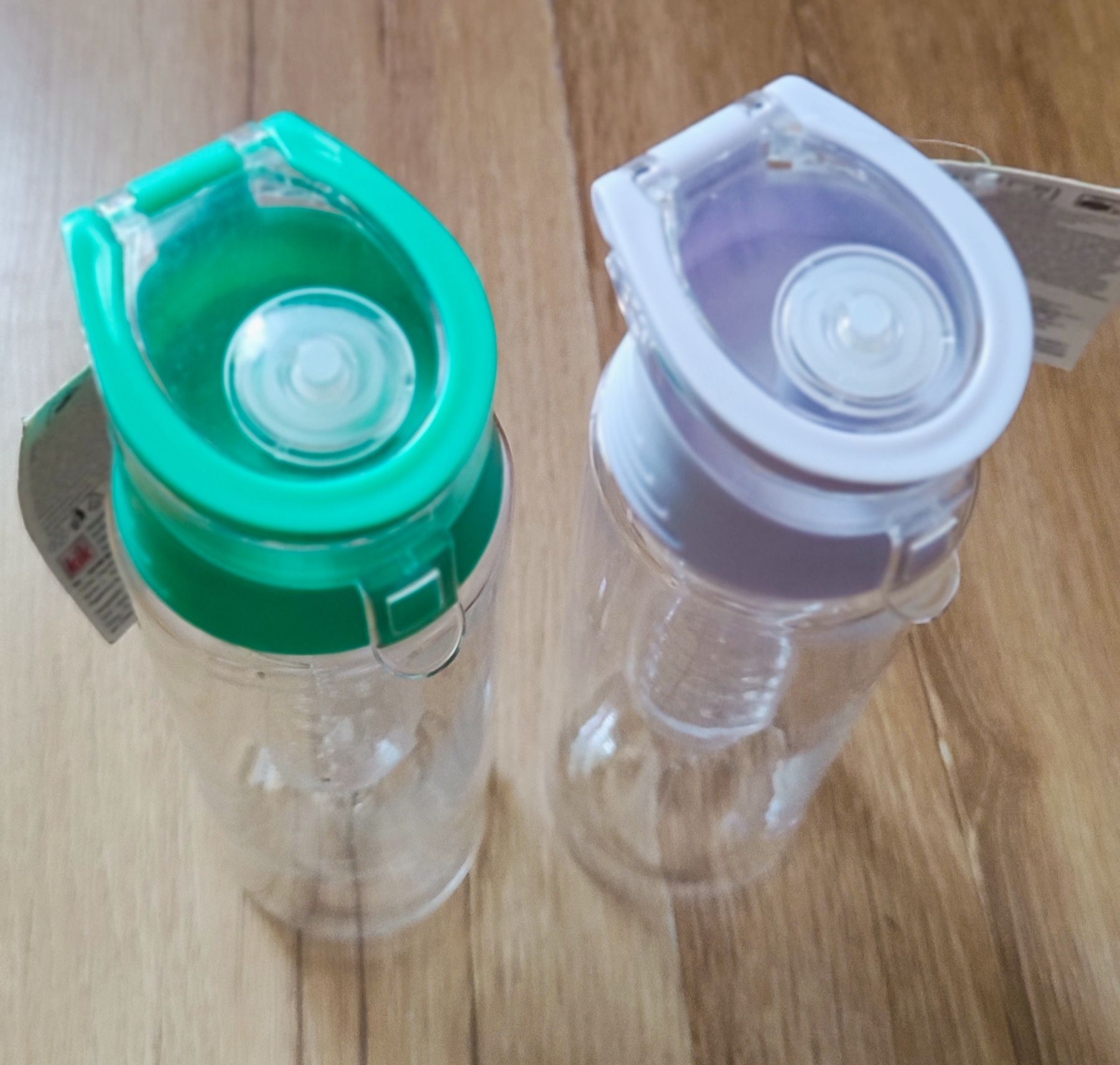 Butelka bidon na owoce i wodę zimne napoje 650ml