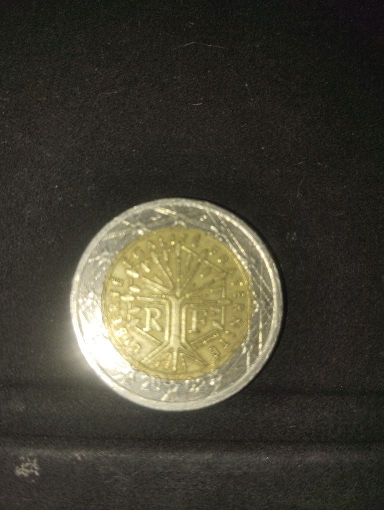 Vendo moedas de 2€ do qual tem uma certa raridade e procura