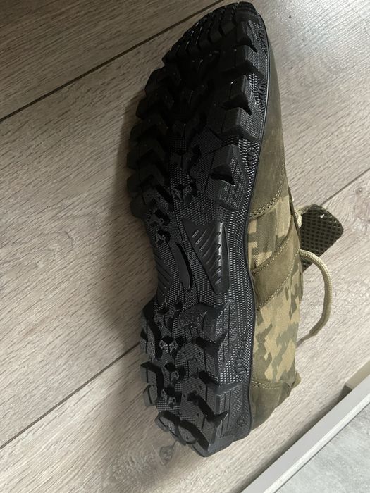 Обувь пиксель