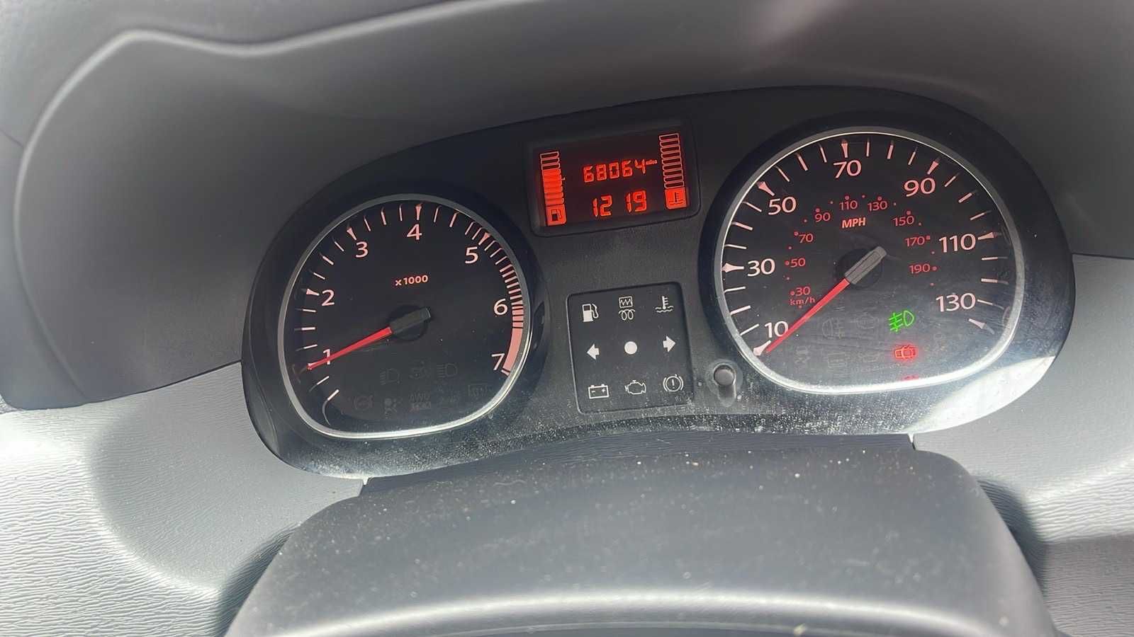 авто для ЗСУ рено дастер dacia  duster 2013 1.5 dci
