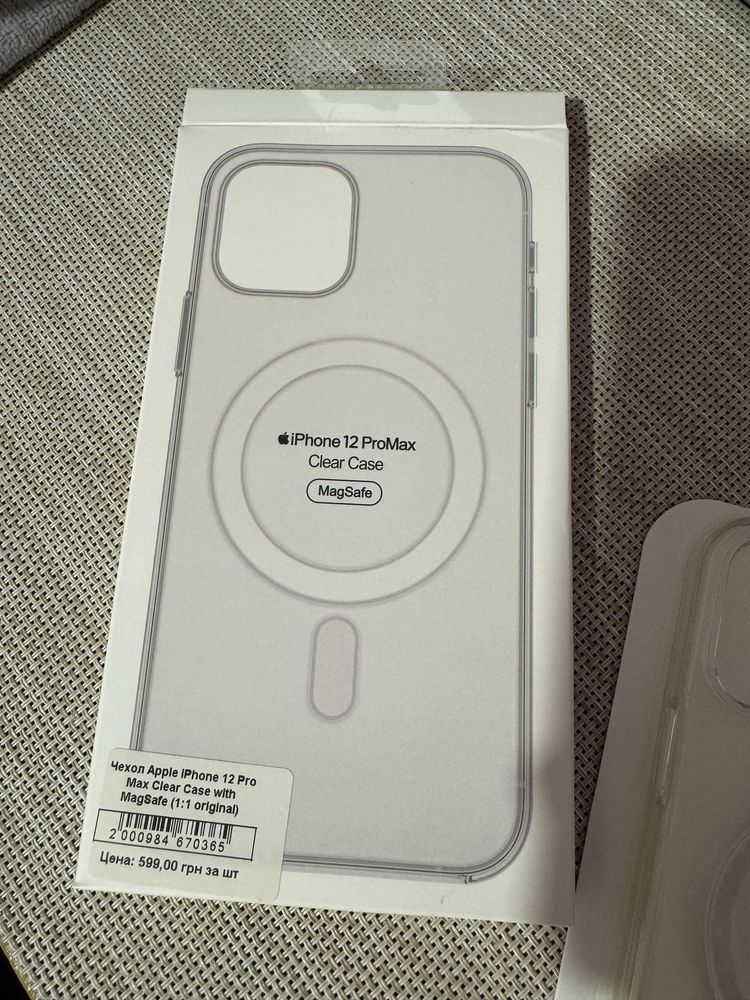 Чехол на 12 pro max with magsafe прозрачный