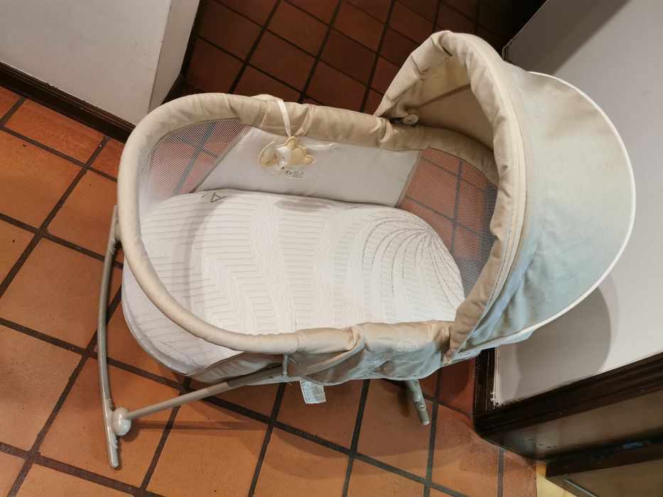 Berço tipo next2me kinderkraft