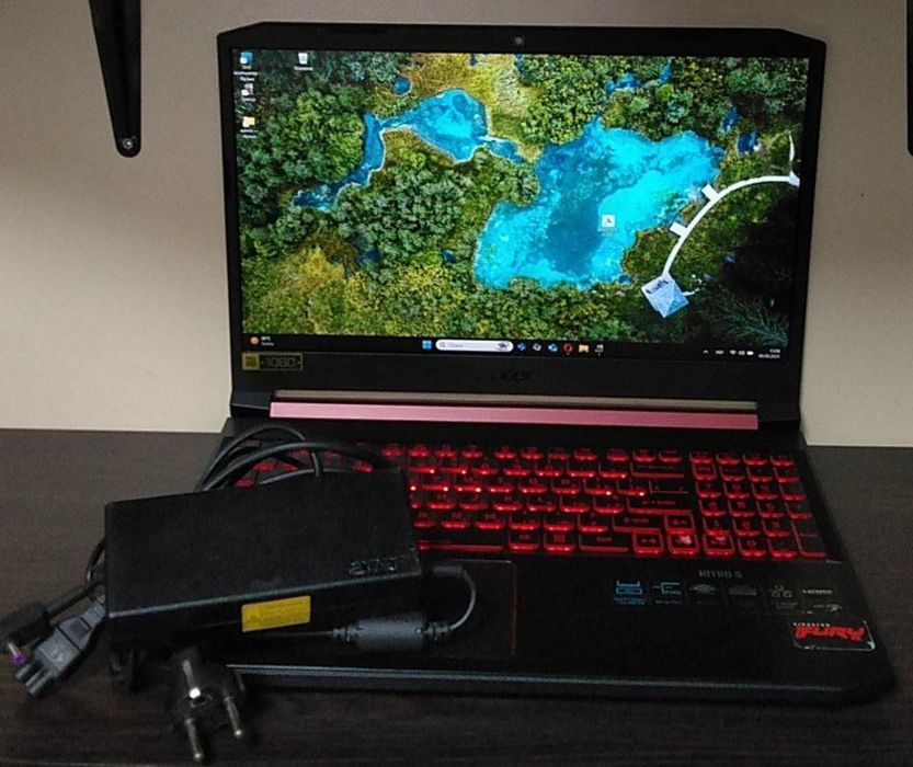 Продам!Ноутбук ACER NITRO 5 
AN515-54 Intel  Core i5
9300H/Ram-16gb.
S