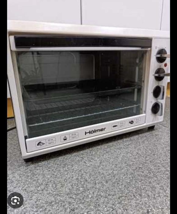 Електропіч Holmer HEO-242CR