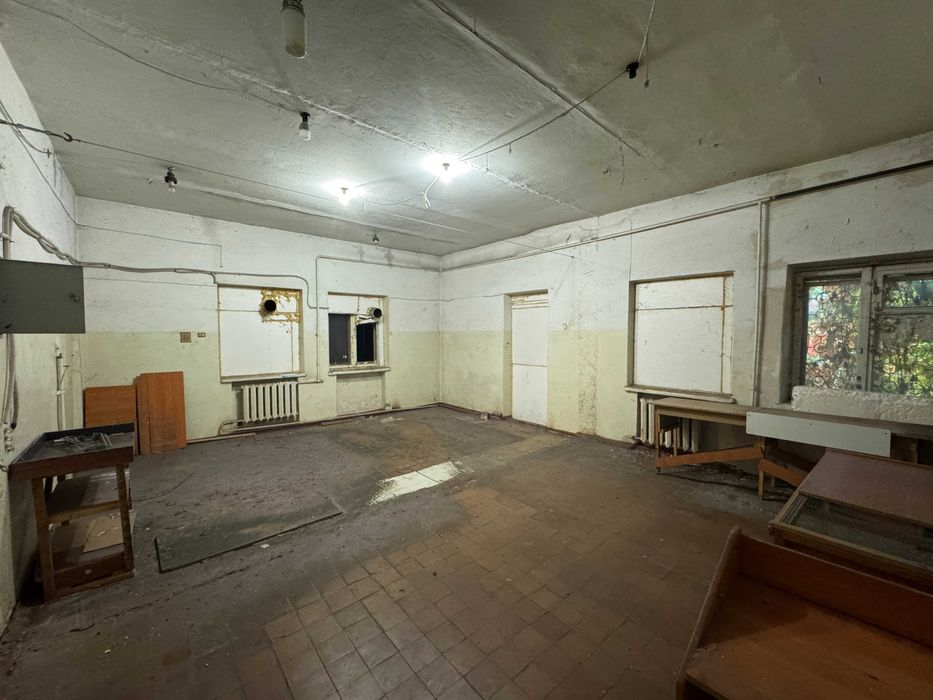 Продаж приміщення під склад/виробництво по вул. Чорновола