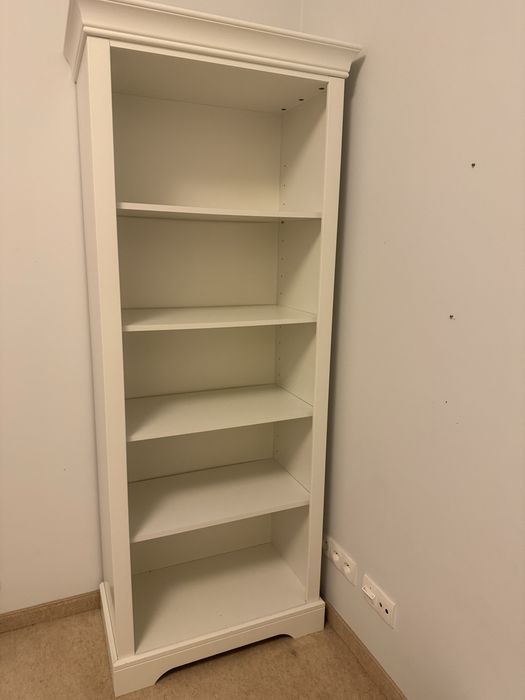 Regał Caramella z linii francuskiej