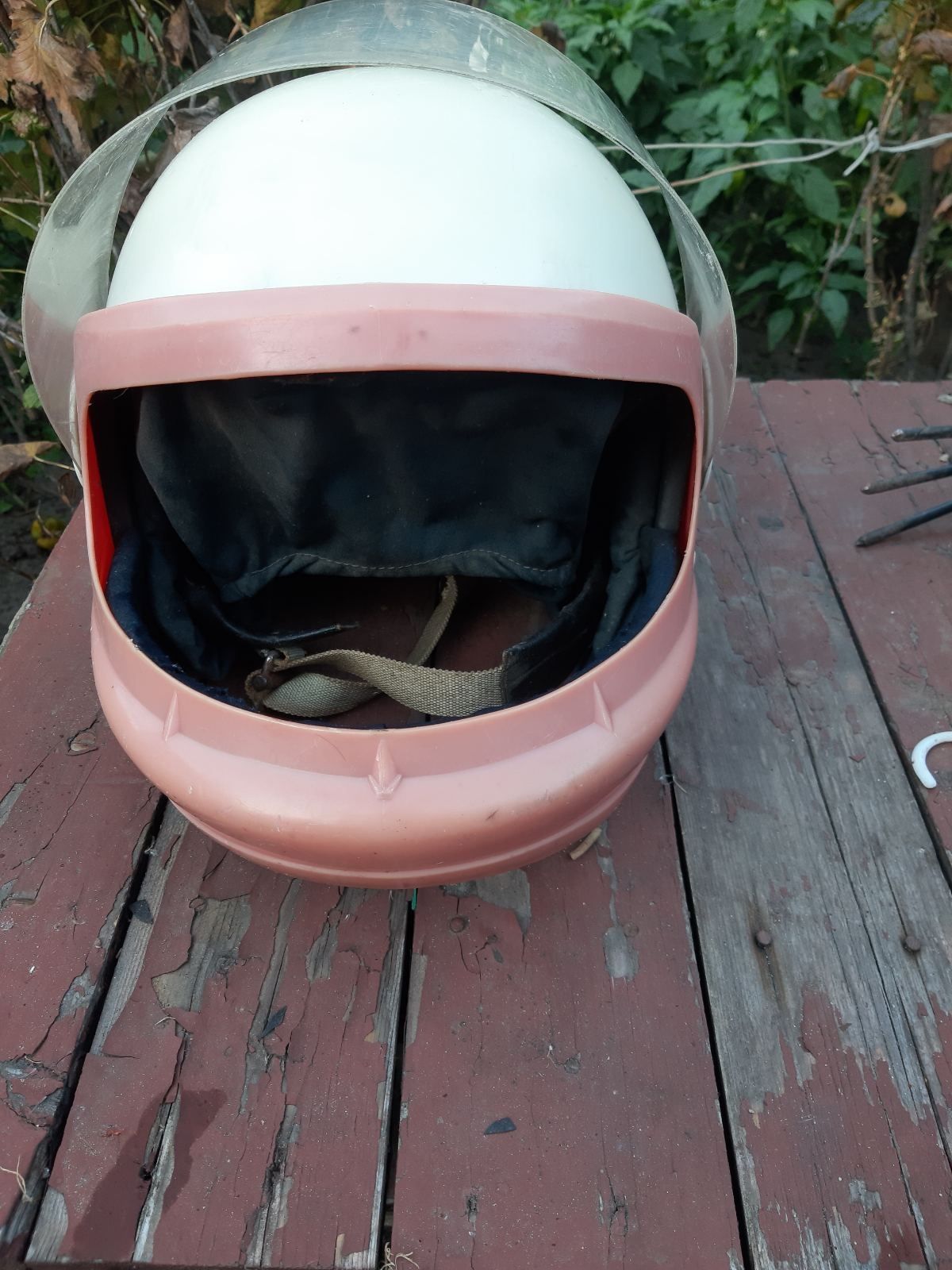 Продаю мото шлем