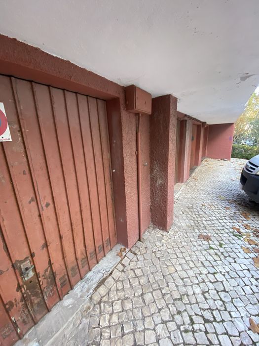 Alugo garagem em Santo antonio dos Cavaleiros