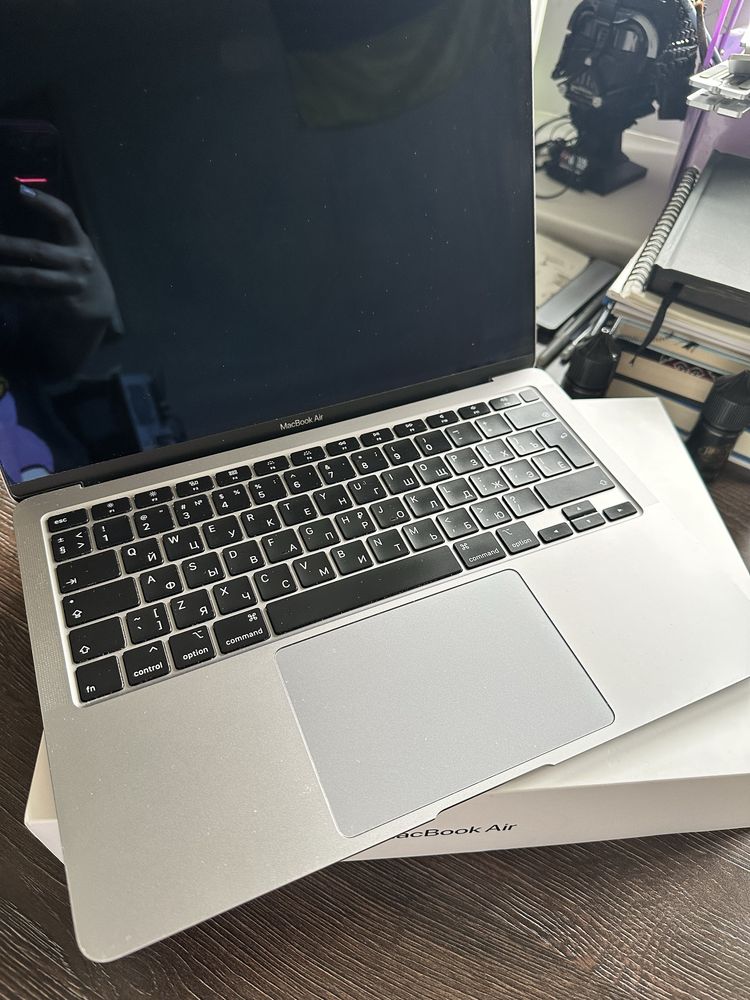 Macbook Air 2020 i3
