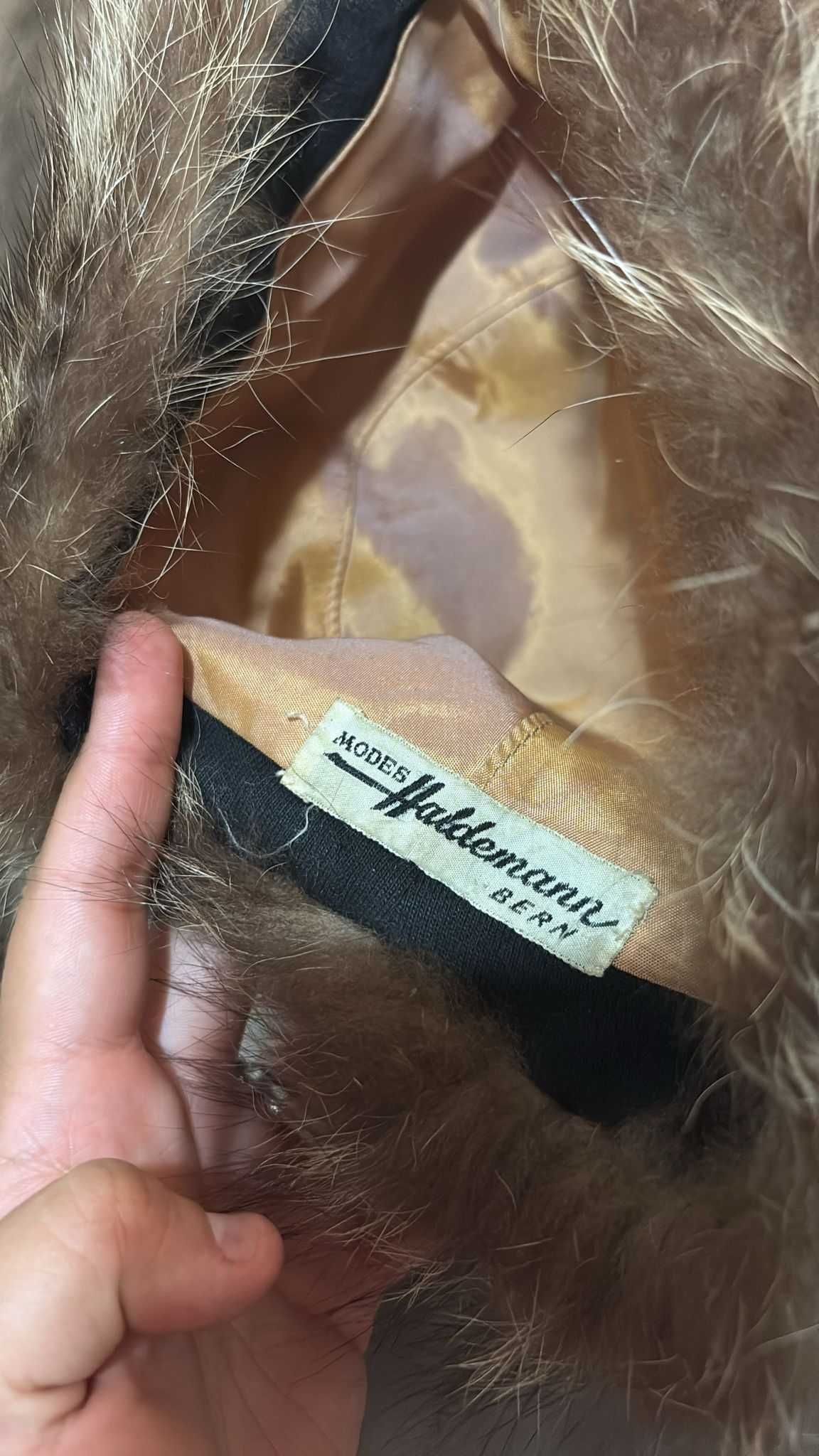 Colar e Touca de Pele Natural – Autenticidade e Estilo