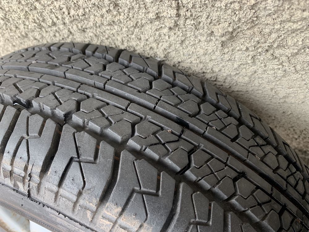 Продам резмну як нову ! 175/65R13.