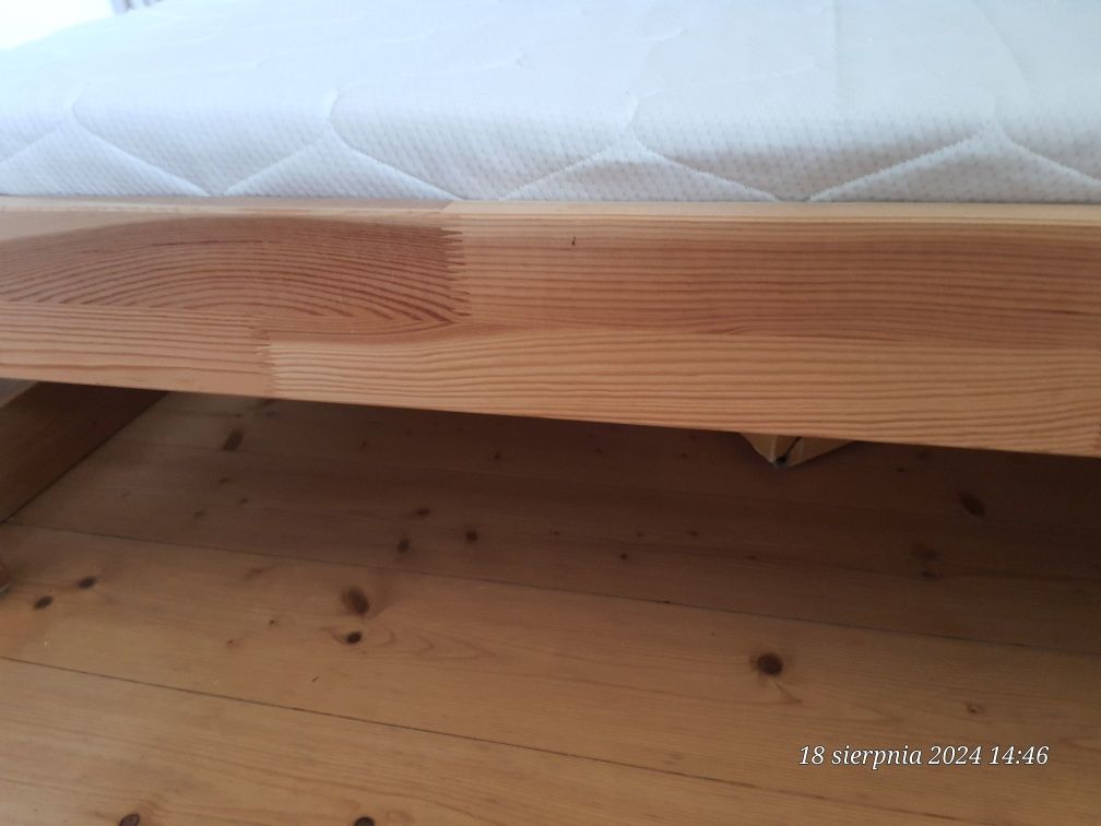 Łóżko drewniane  ikea FJELLSE z materacem