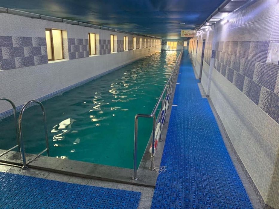 Модульне протиковзке покриття для басейнів і аквапарків "Aquafloor"