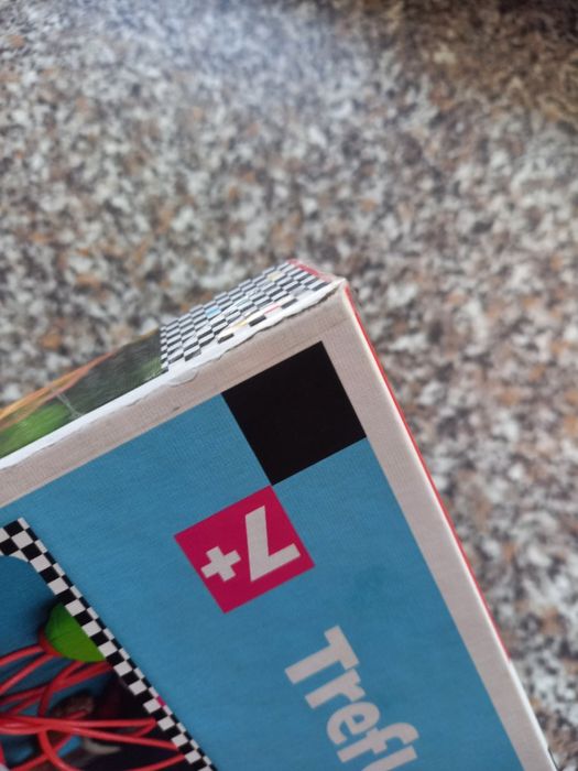 Пазли trefl на 200шт собаки і коні