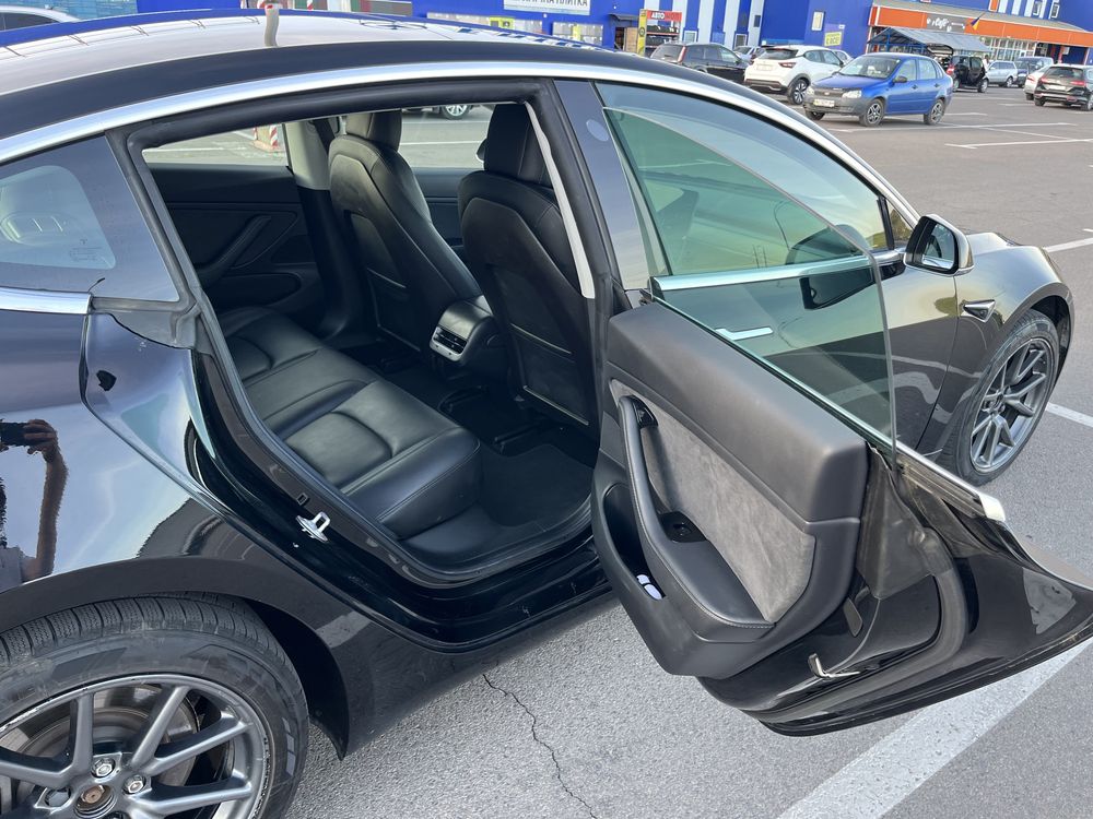 Tesla Model 3 Long Range Dual Motor