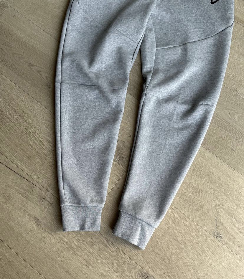 Оригинал штаны Nike tech fleece