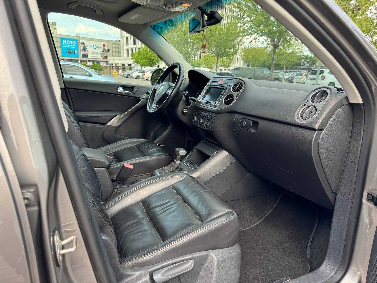 Volkswagen Tiguan 2008 Фольцваген Тигуан автомат панорама