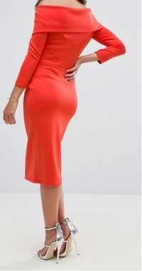 czerwona ciążowa sukienka
