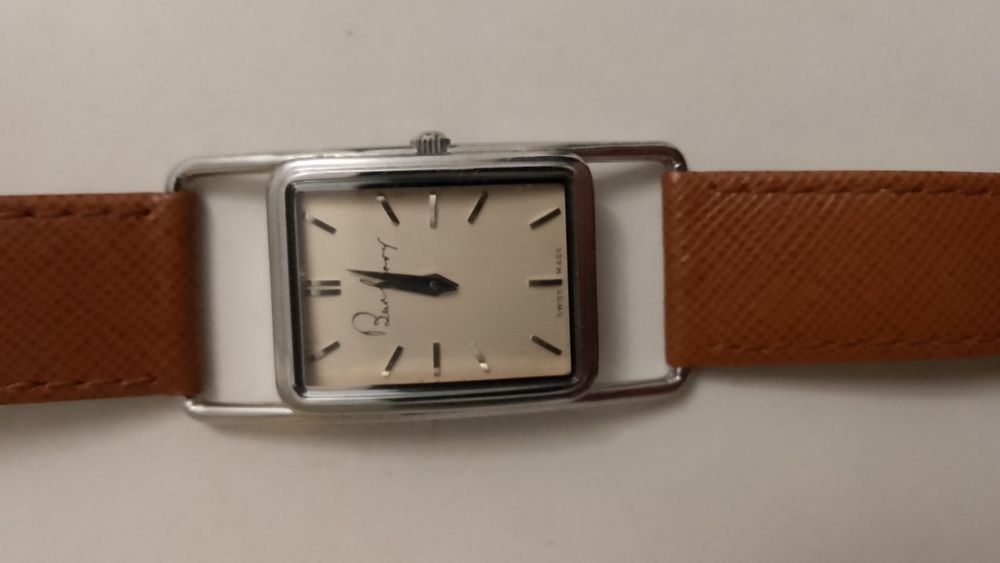 Продам годинник Burberry